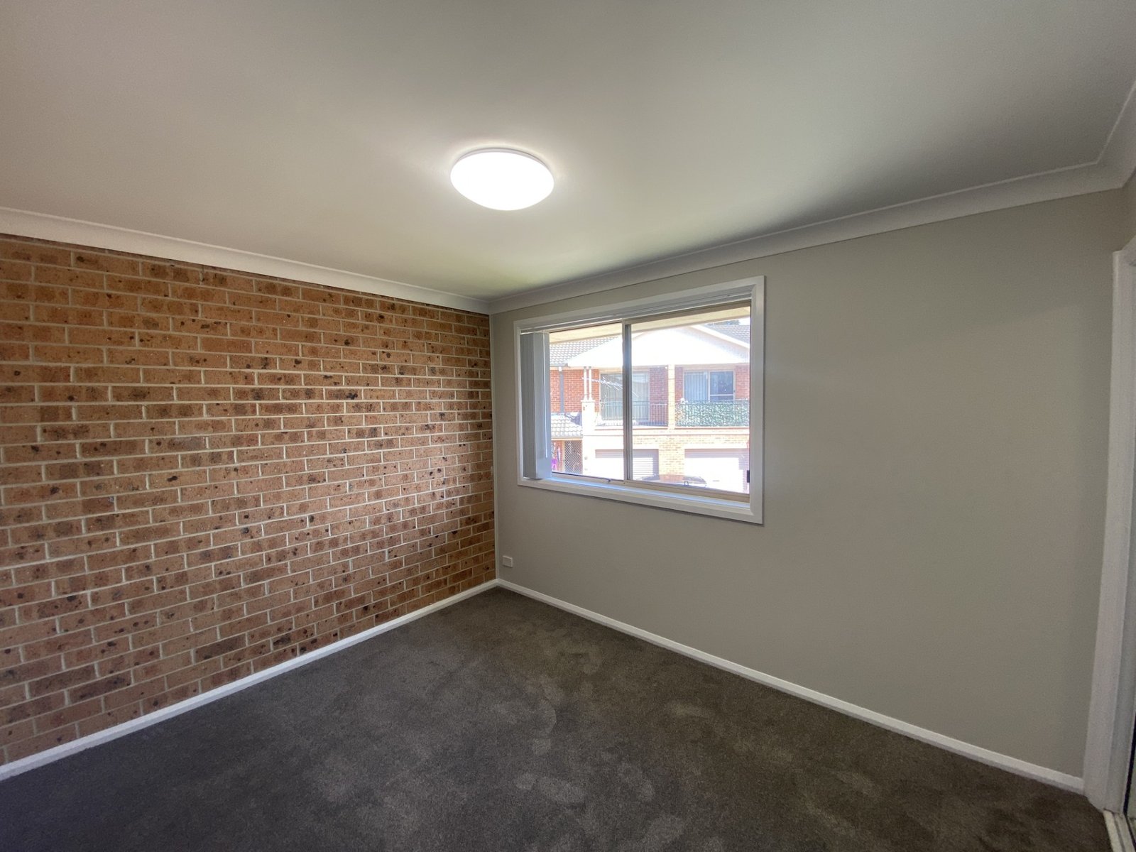 13/4 Myall Road CASULA 4
