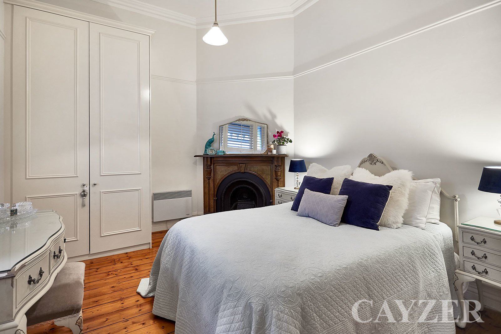 Gallery: 134 Neville Street
