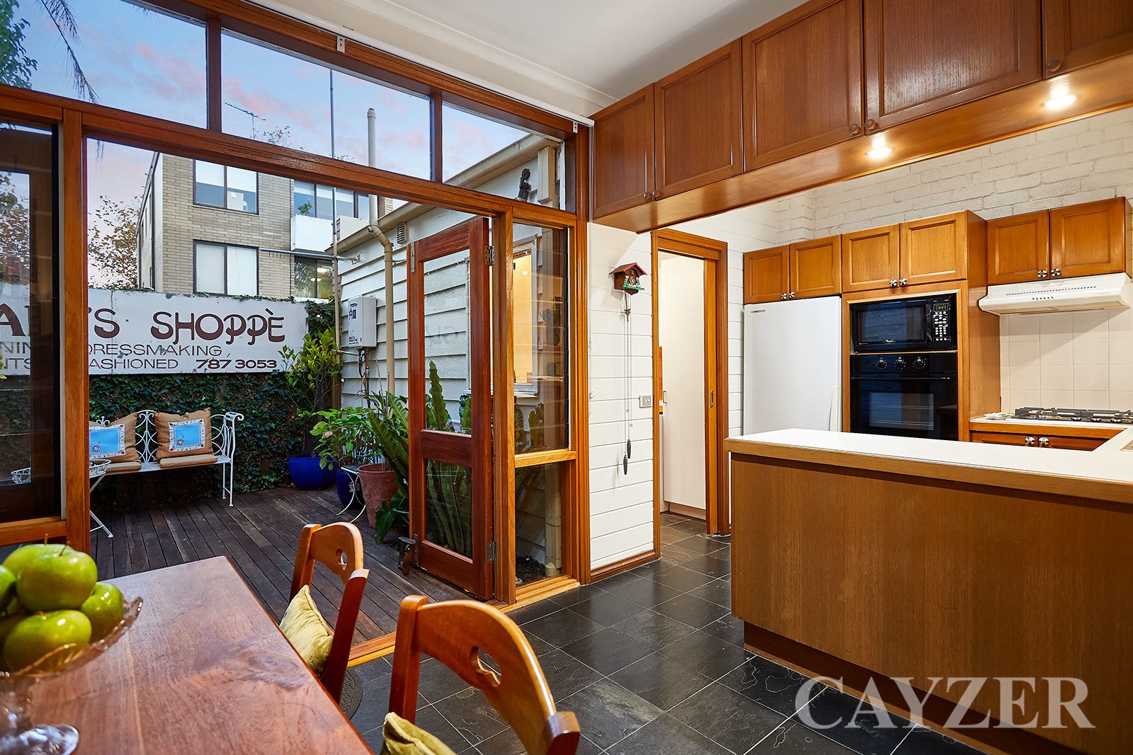 Gallery: 134 Neville Street