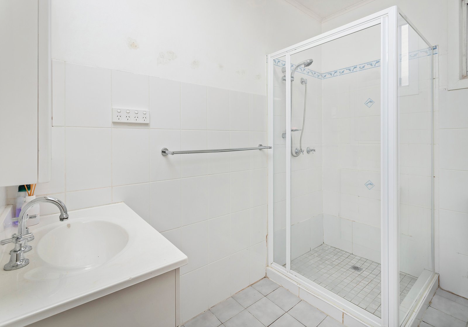 134 Nottingham Street BERKELEY 7