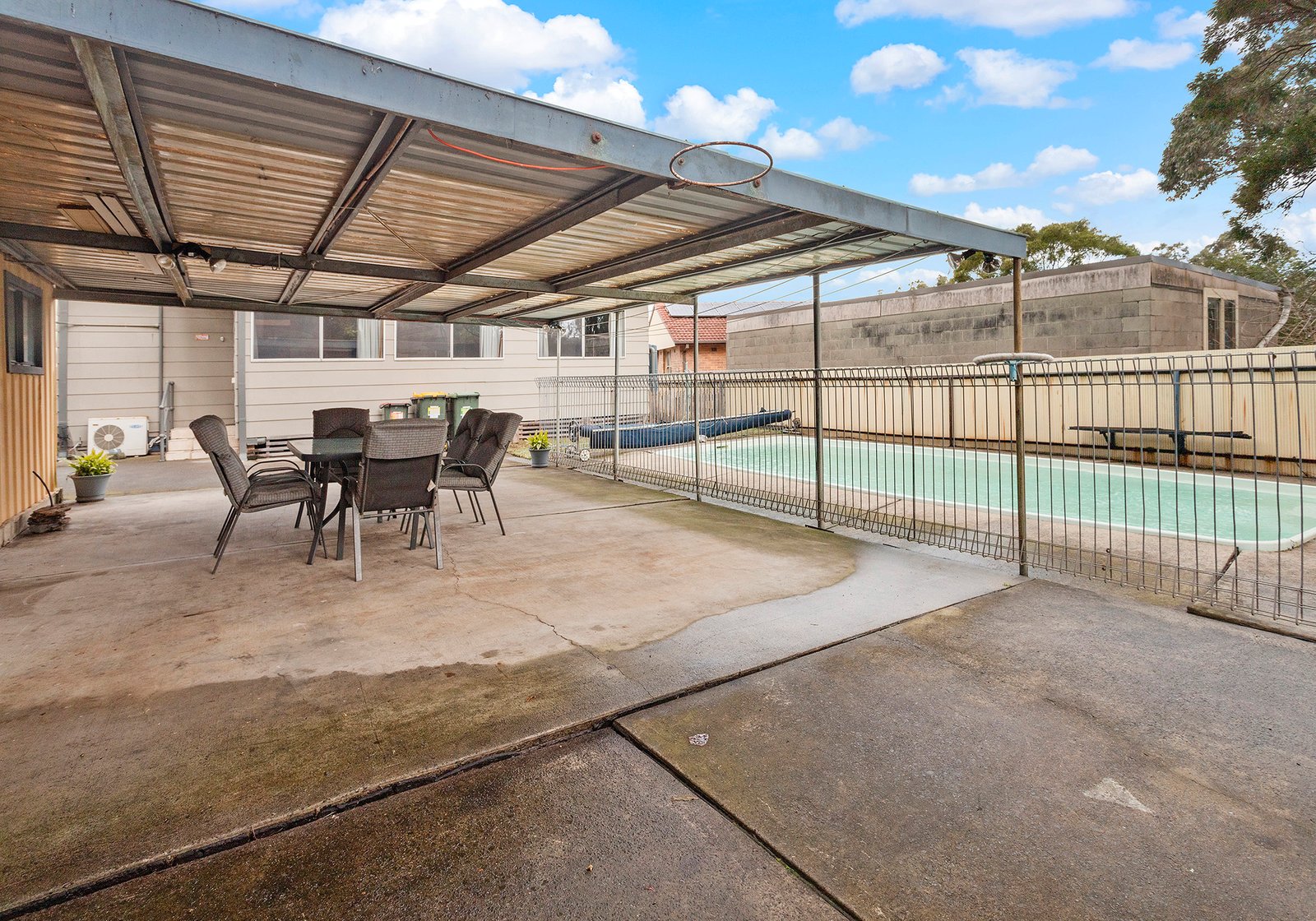 134 Nottingham Street BERKELEY 6