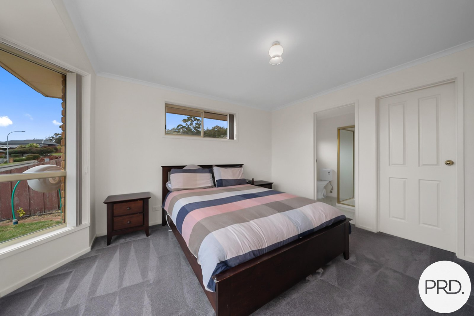 134 Oakdowns Parade OAKDOWNS 3