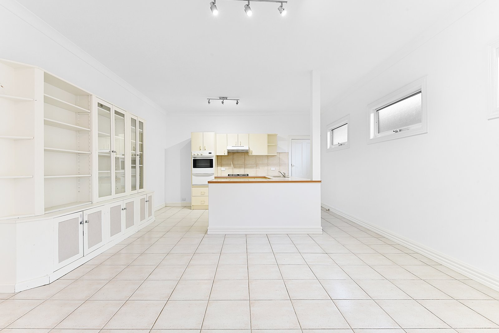 Gallery: 1/34 Queens Avenue