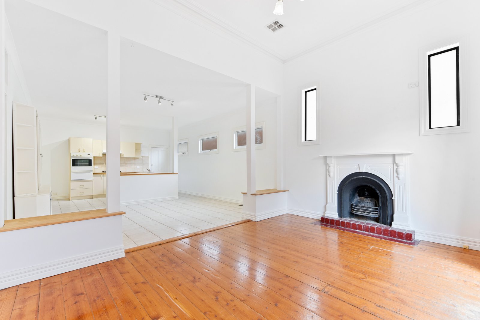 Gallery: 1/34 Queens Avenue