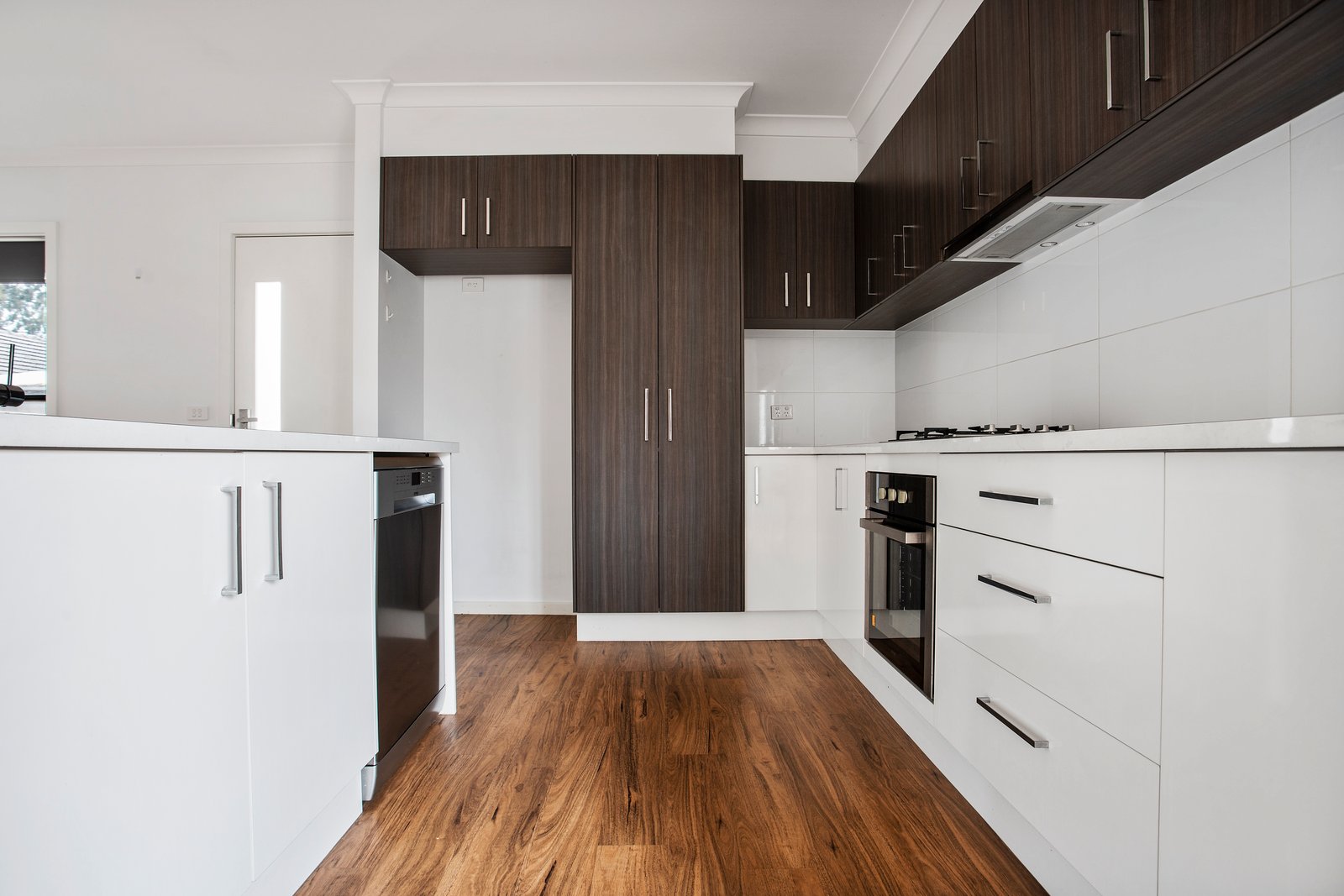 1/34 Raglan Street WHITE HILLS 3