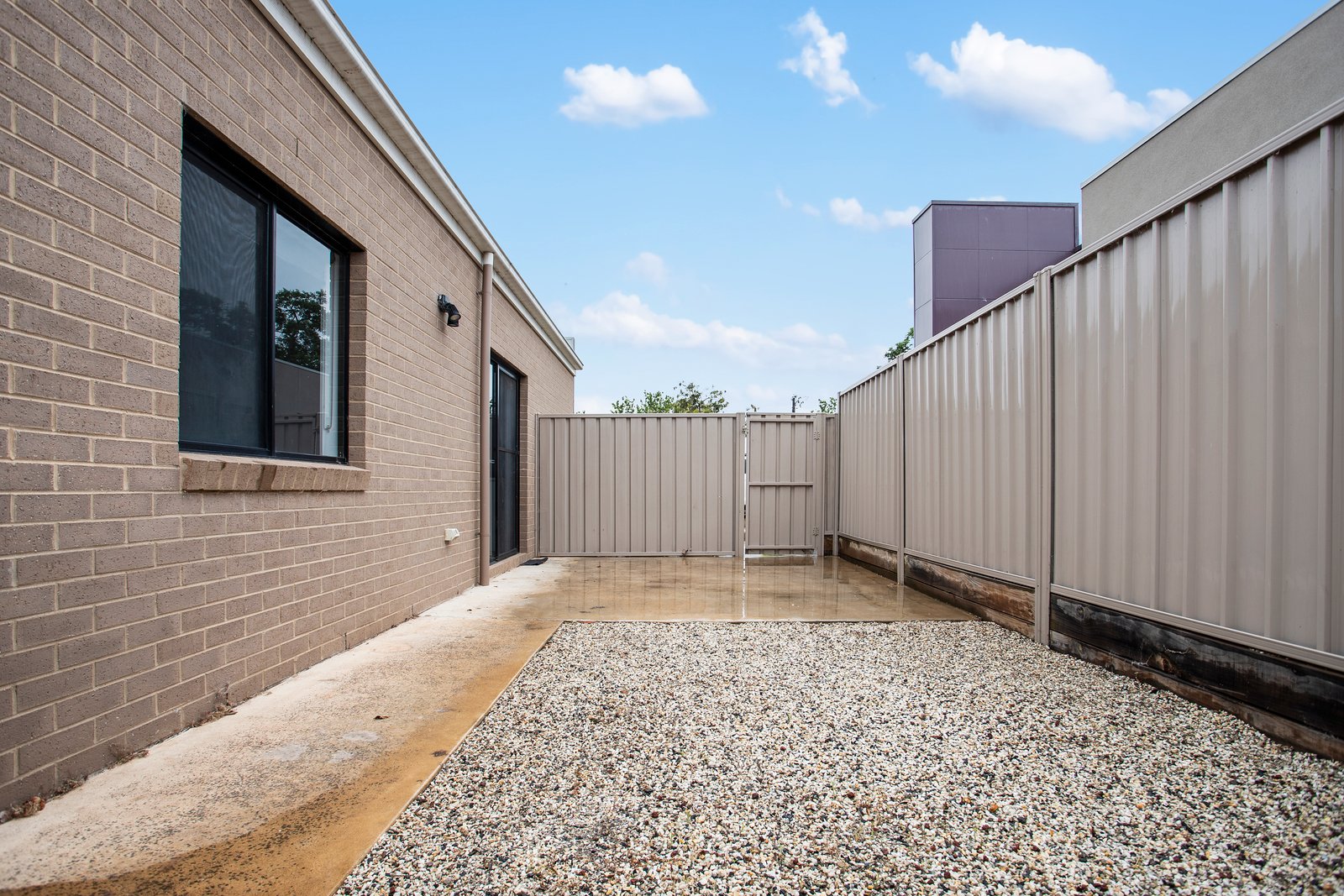 1/34 Raglan Street WHITE HILLS 8