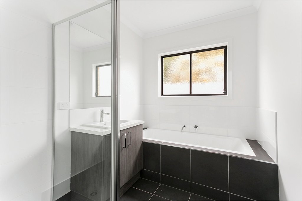 1/34 Raglan Street WHITE HILLS 4