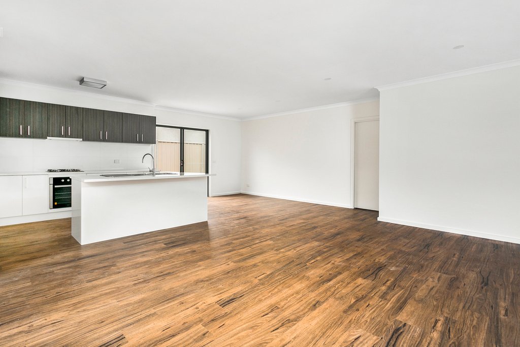 1/34 Raglan Street WHITE HILLS 3