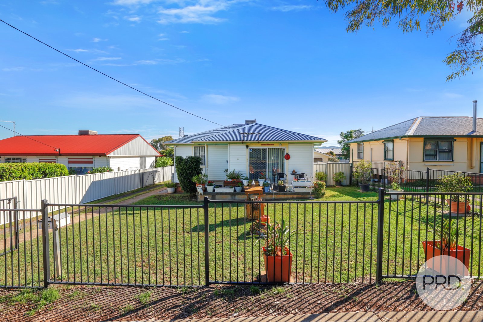 134 Robert Street TAMWORTH 2