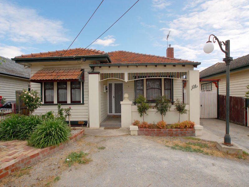 134 Roberts Street, YARRAVILLE