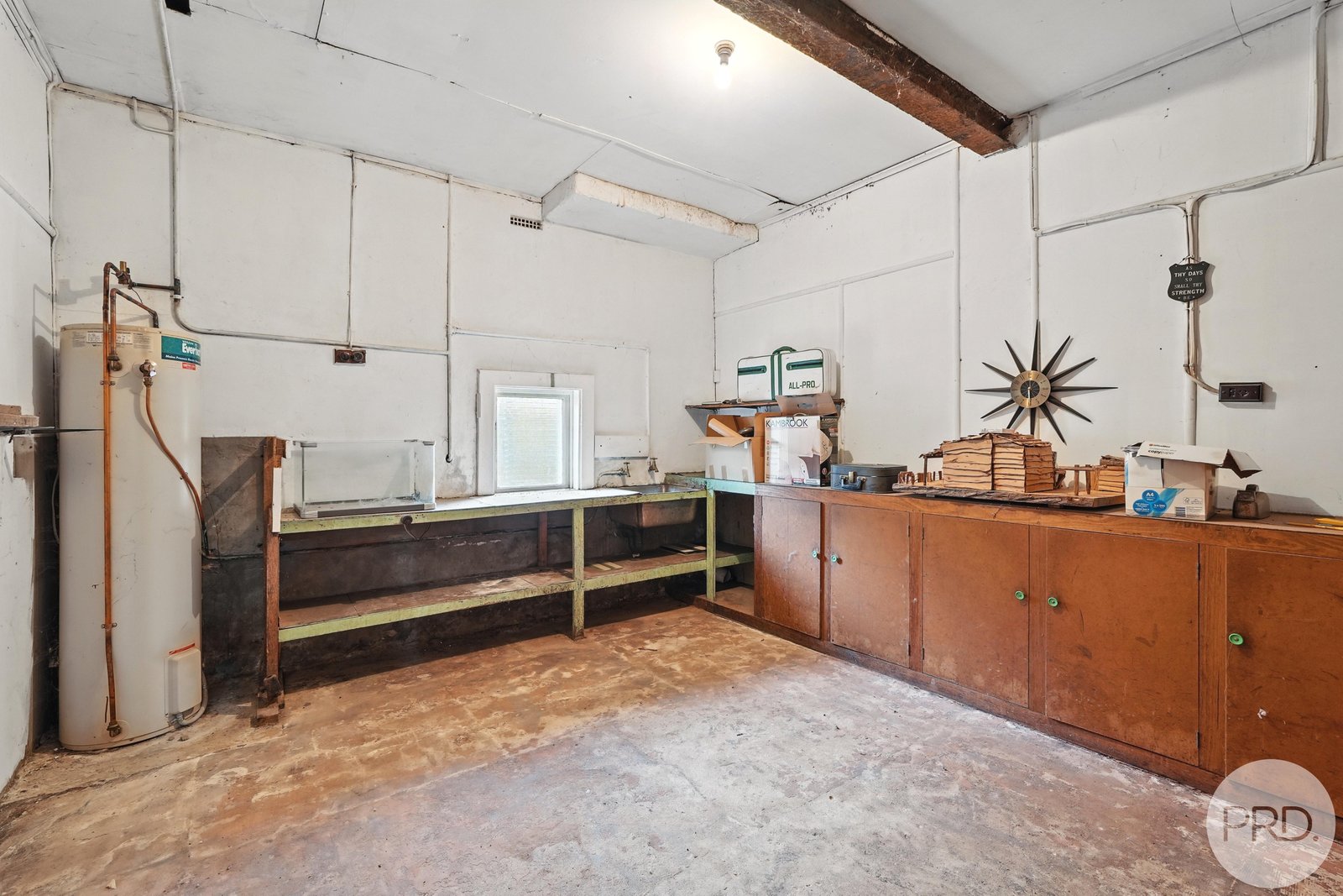 134 Sandy Bay Road SANDY BAY 18