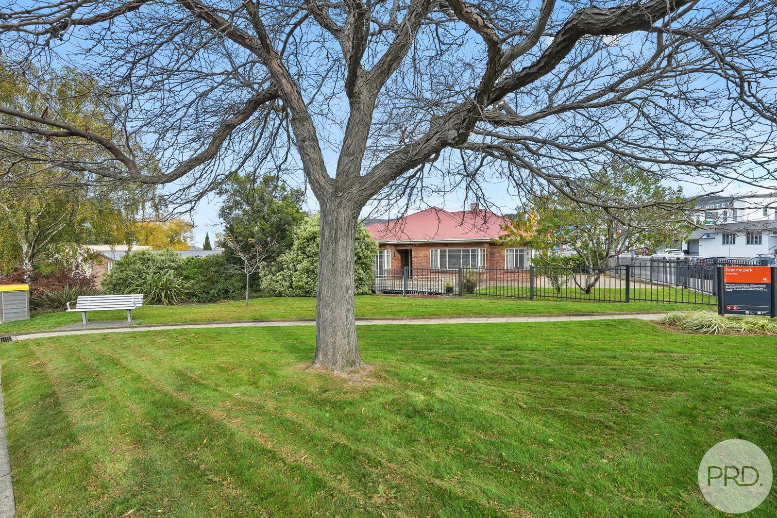 134 Sandy Bay Road SANDY BAY 26