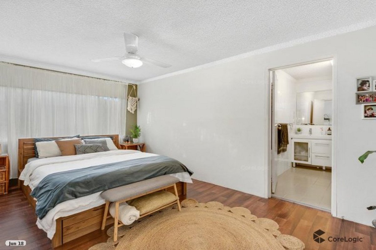 1/34 Seagull Avenue Mermaid Beach 1