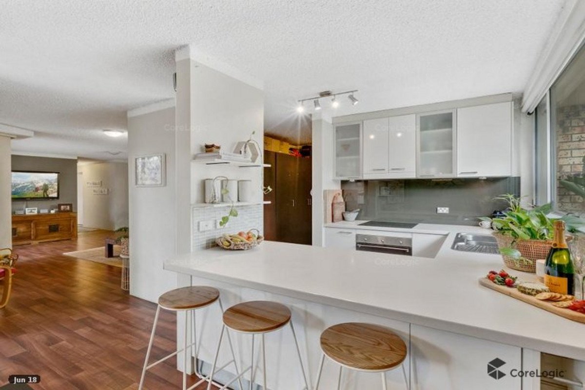 1/34 Seagull Avenue Mermaid Beach 3