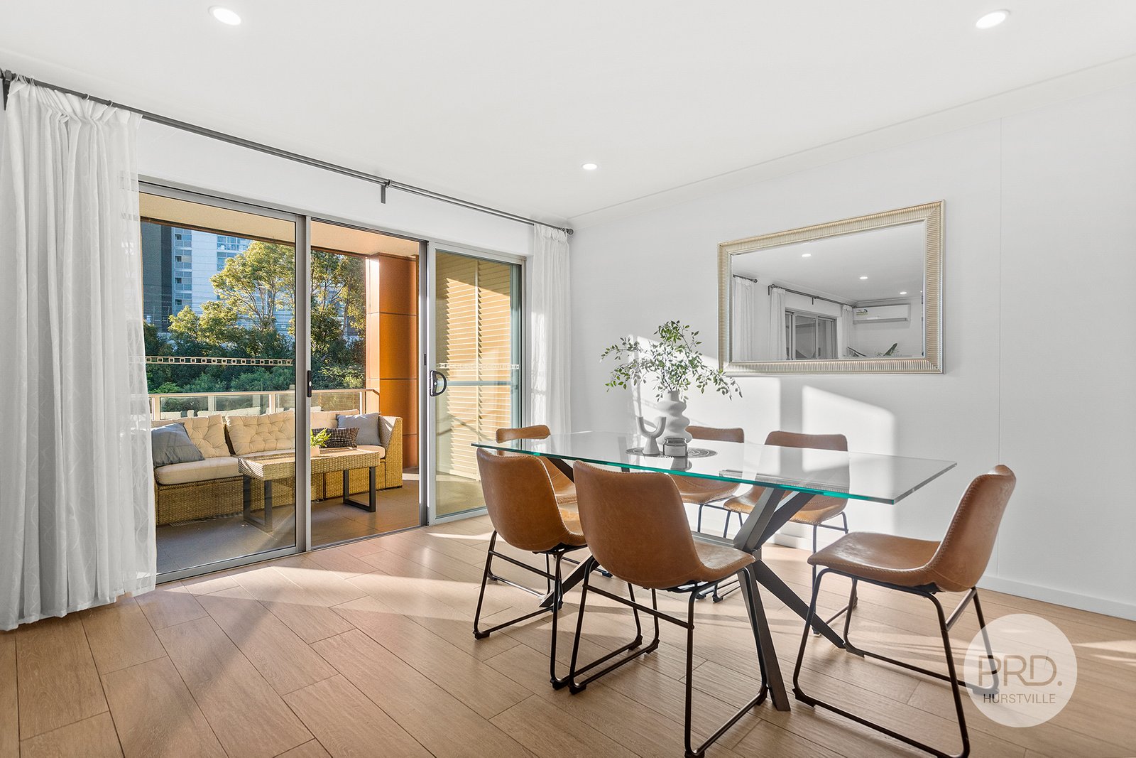 13/4 St Georges Parade HURSTVILLE 9