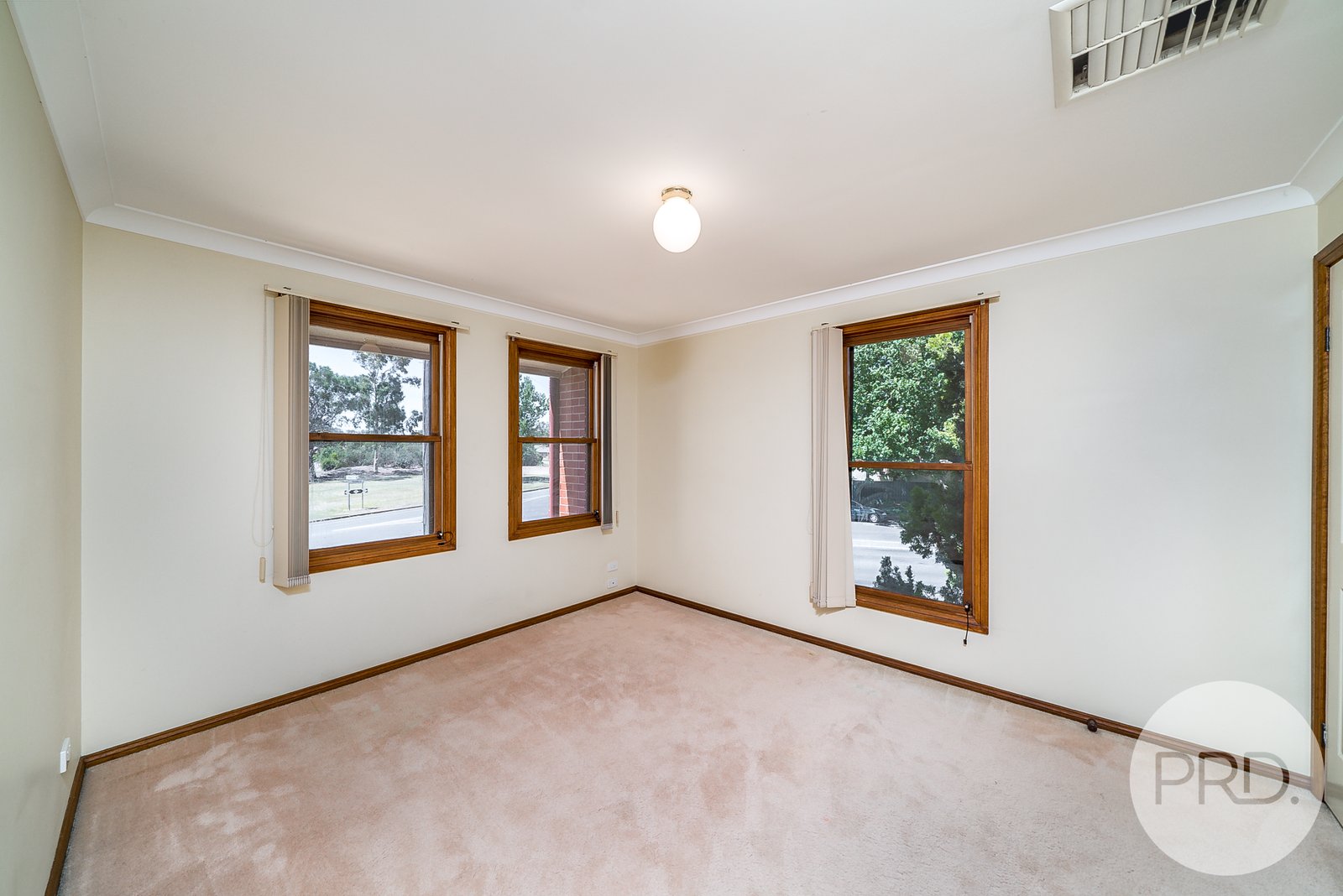 1/34 Travers Street WAGGA WAGGA 8