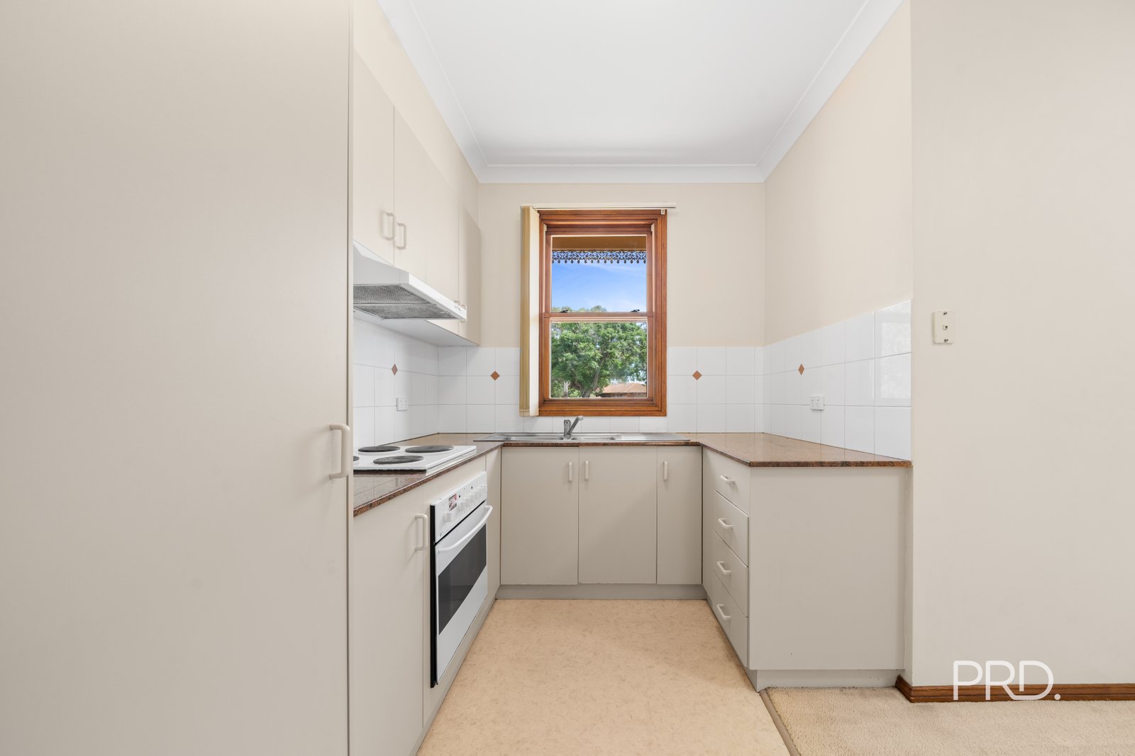 1/34 Travers Street WAGGA WAGGA 4