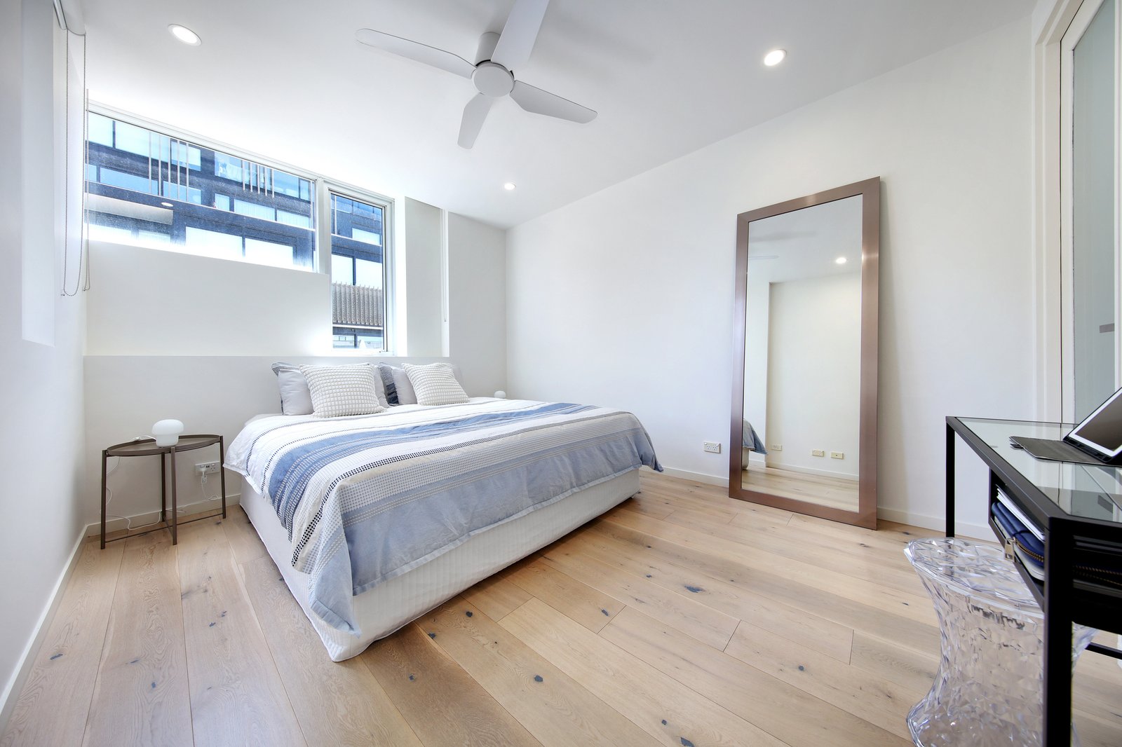 Gallery: 13/4 Victoria Street
