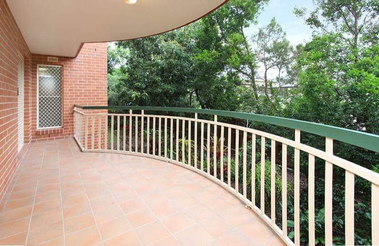 1/34 Wooloowin Avenue WOOLOOWIN 2