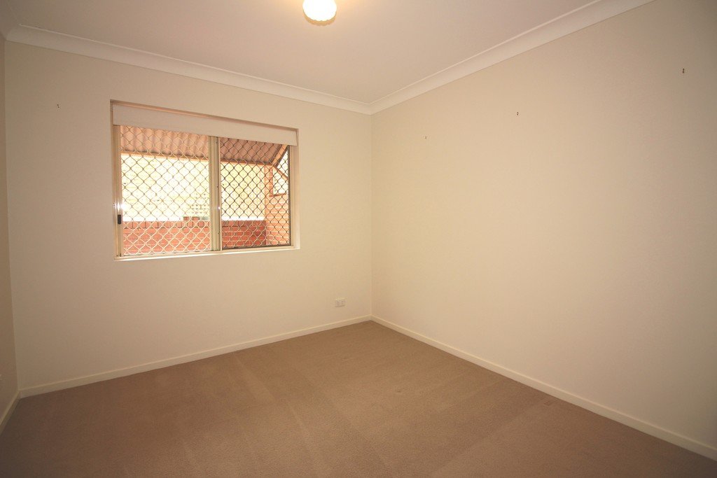 1/34 Wooloowin Avenue WOOLOOWIN 9