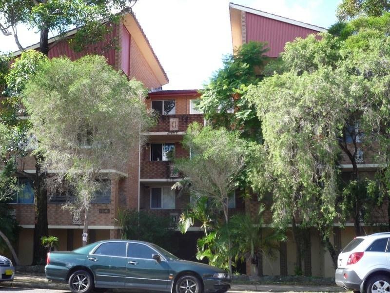 13/42 Gloucester Road HURSTVILLE 1