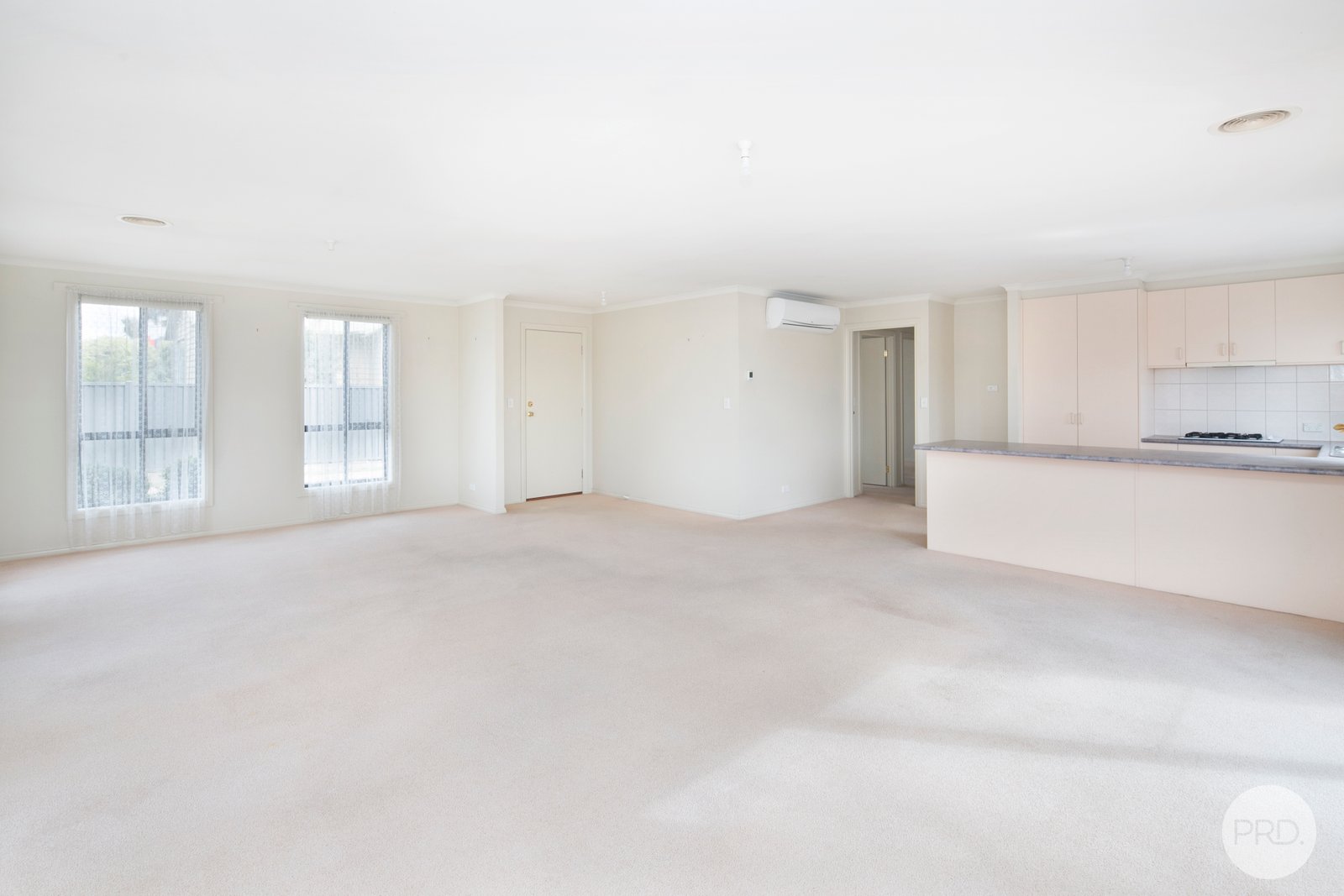 1/343 Gillies Street North WENDOUREE 9