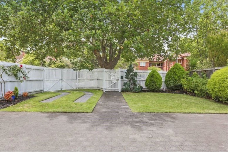 Real Estate and Property in 1/343 Orrong Road Road, St Kilda East, VIC