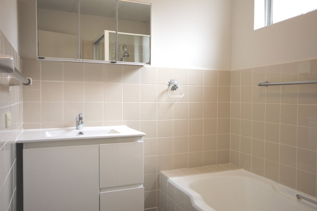13/44 Rutland Street ALLAWAH 9