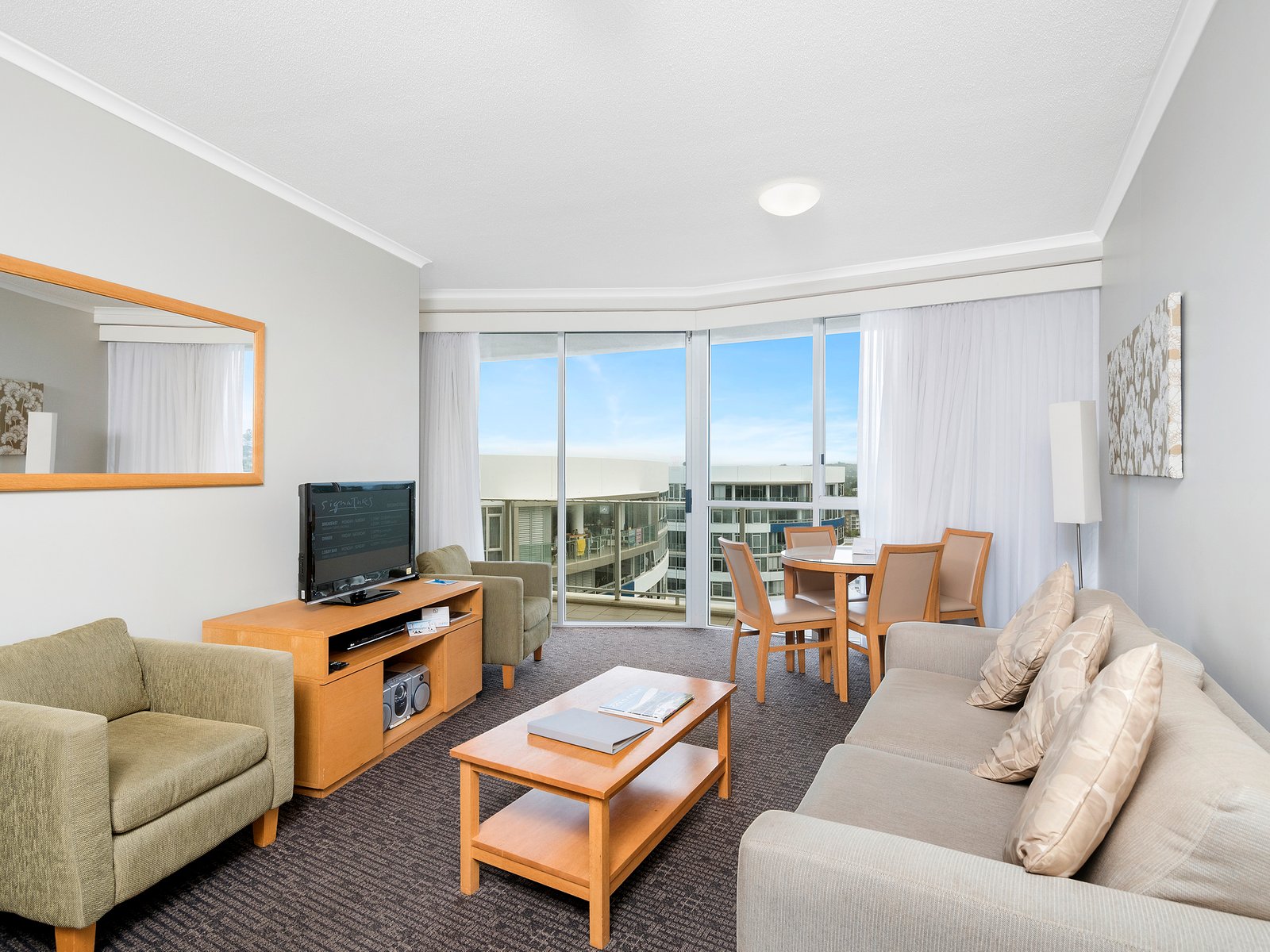 1344/6-8 Stuart Street TWEED HEADS 2