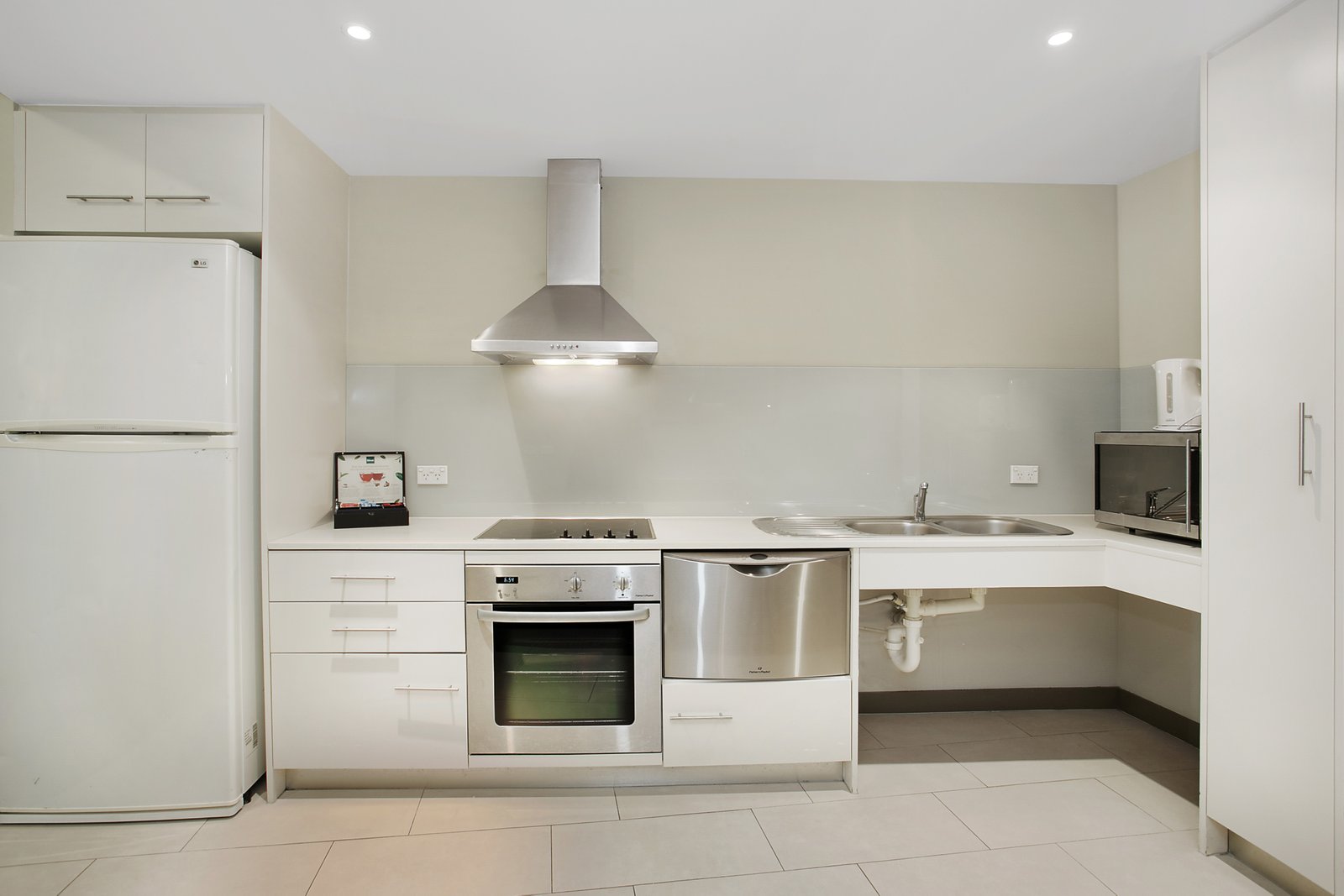 134/6-8 Stuart Street TWEED HEADS 3