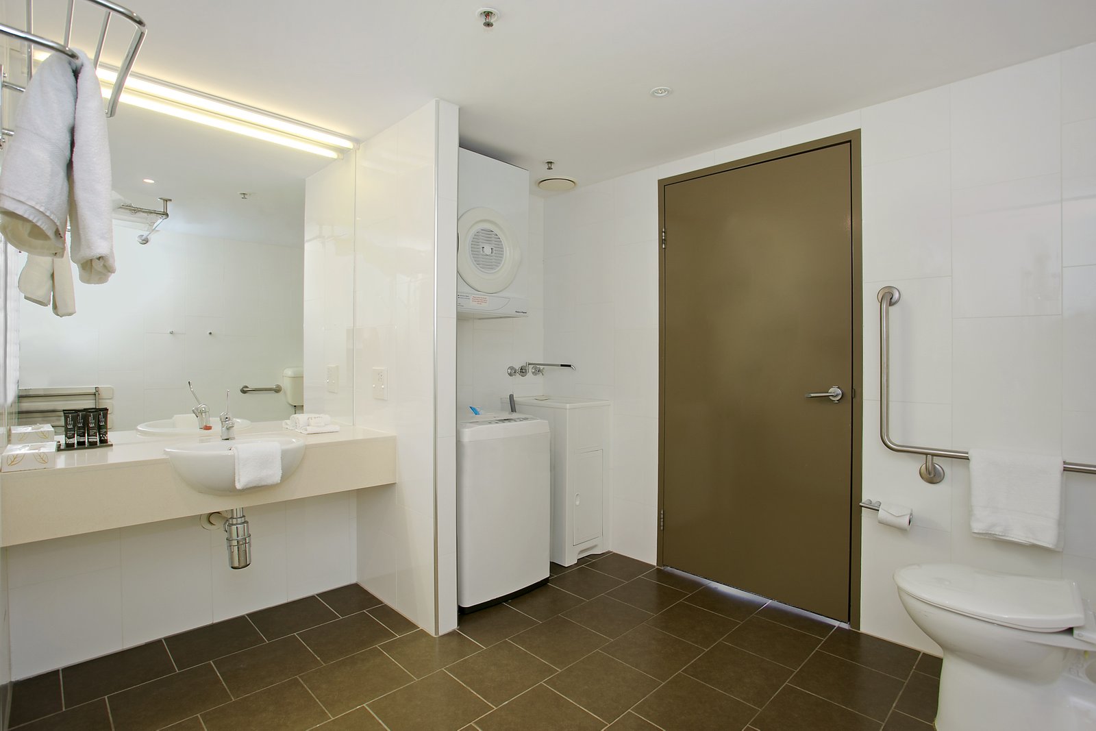 134/6-8 Stuart Street TWEED HEADS 6