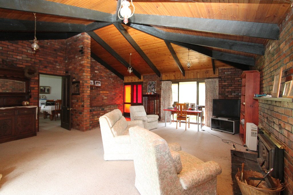 1346 Gillies Road CRESWICK 4