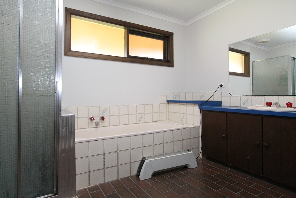 1346 Gillies Road CRESWICK 12