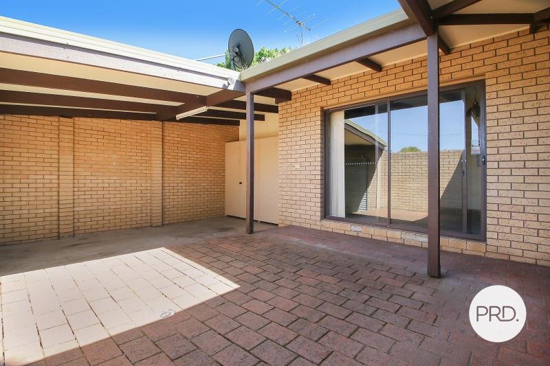 1/346 Townsend Street ALBURY 7