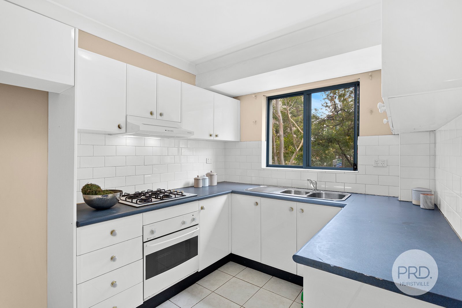 13/49-51 Woniora Road HURSTVILLE 3