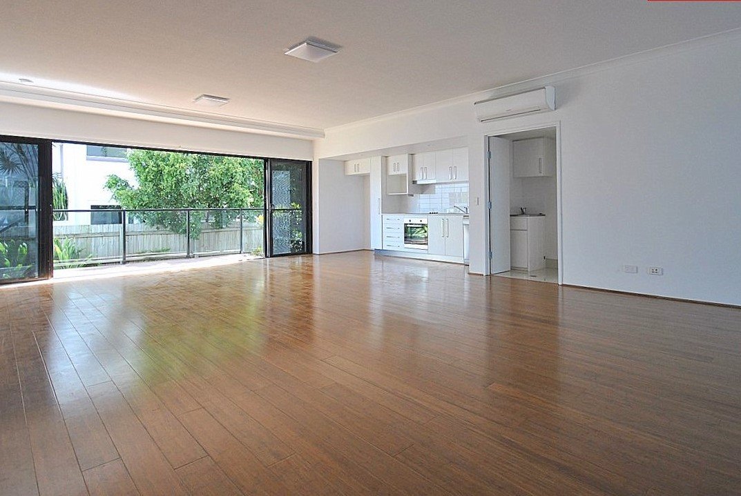 1/35-39 Central Street LABRADOR 1