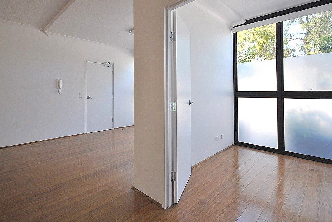 1/35-39 Central Street LABRADOR 7