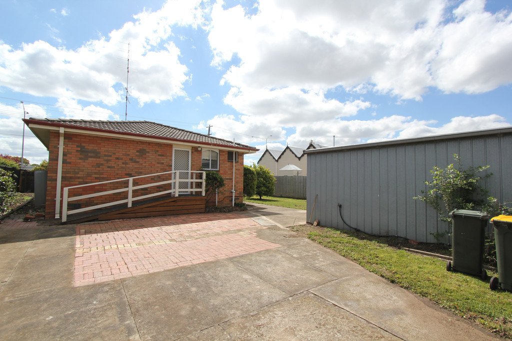 135 Albert Street SEBASTOPOL 13