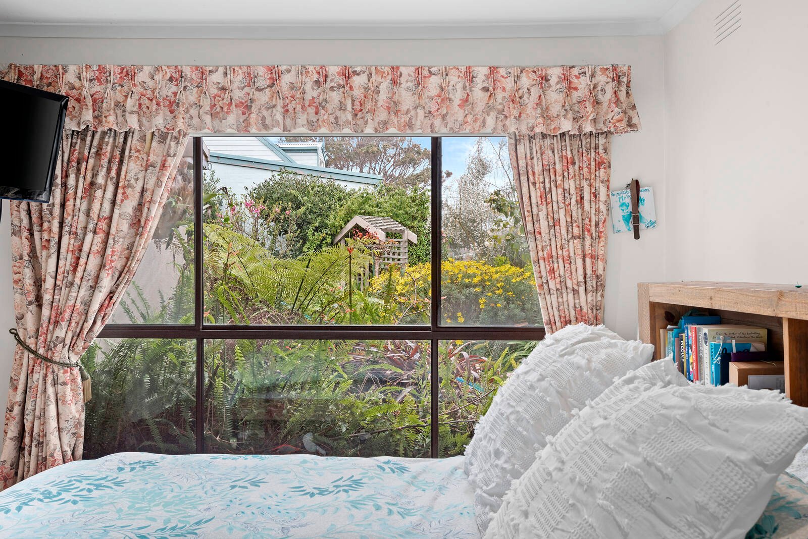 Real Estate and Property in 135 Asbury Street East, Ocean Grove, VIC