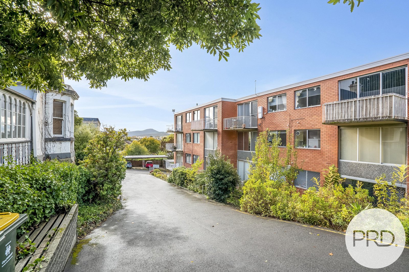 13/5 Augusta Road NEW TOWN 1