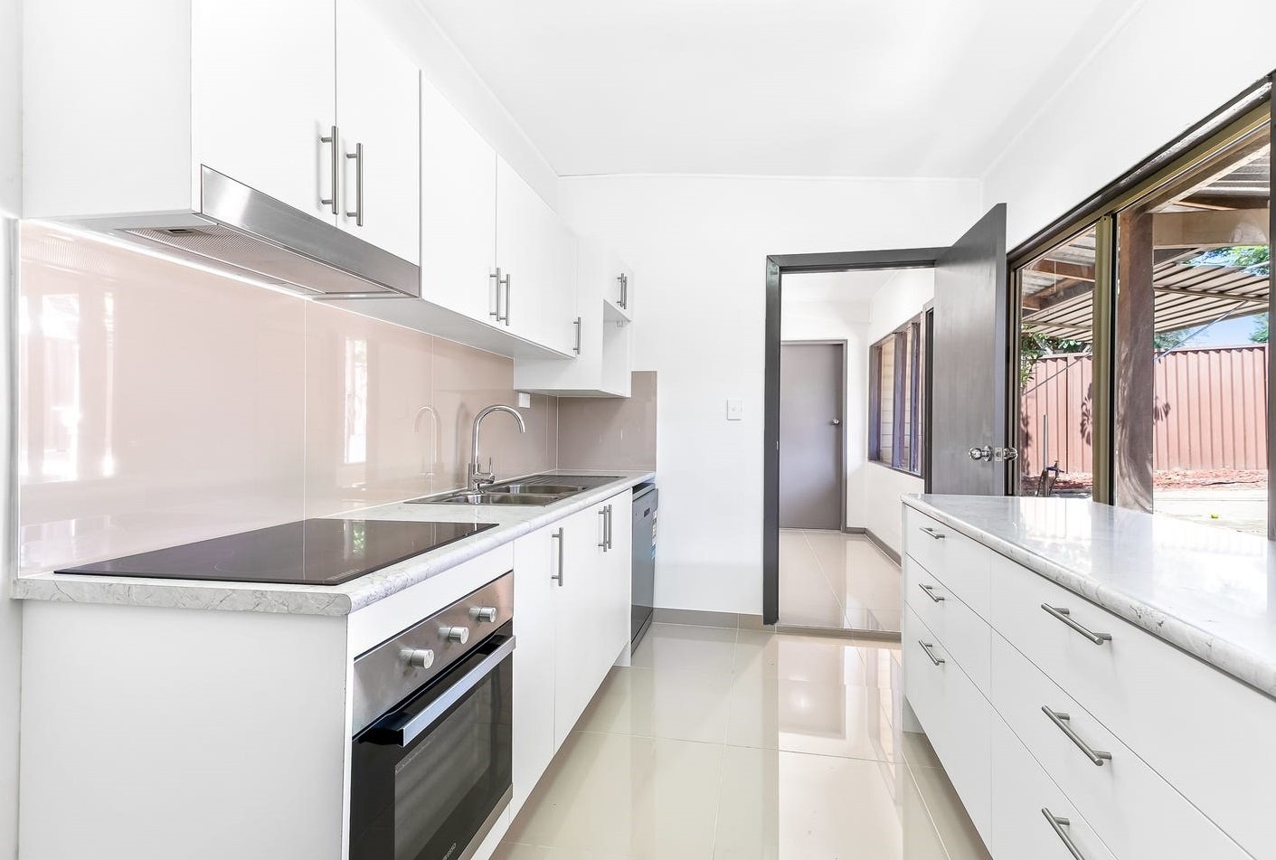 135 Bexley Rd  EARLWOOD 1