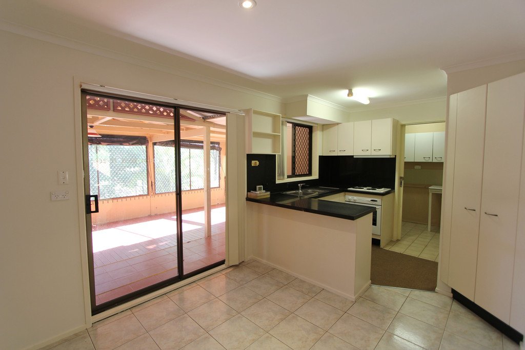 1/35 Corunna Crescent ASHMORE 2