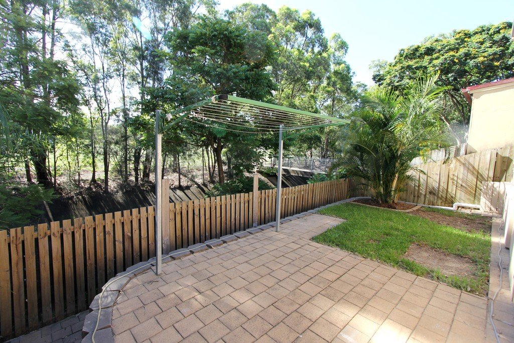 1/35 Corunna Crescent ASHMORE 2