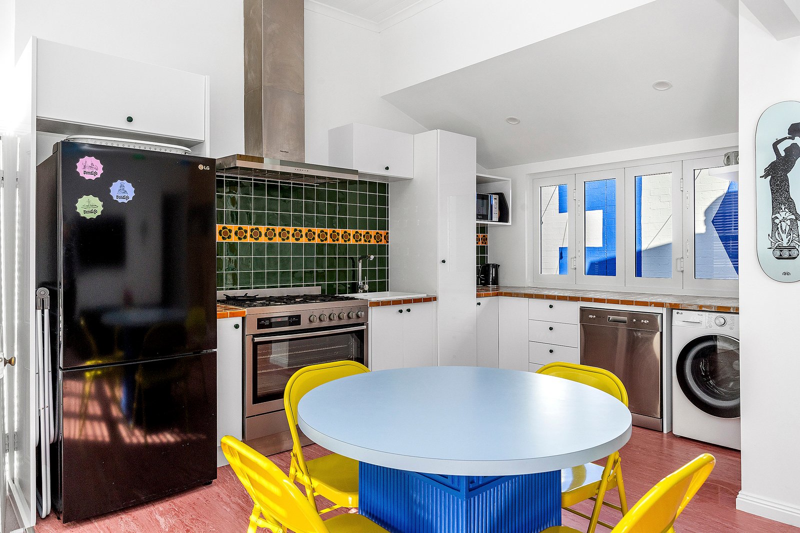 Gallery: 135 Creek St S