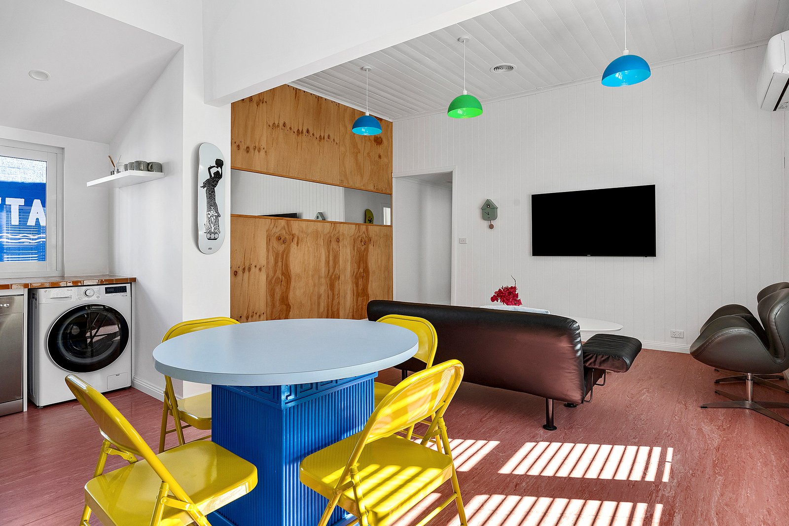 Gallery: 135 Creek Street South