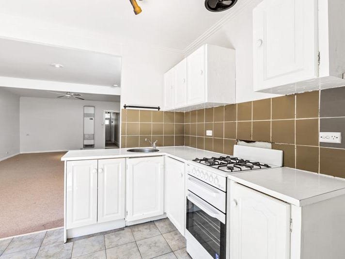Gallery: 135 Cruikshank Street