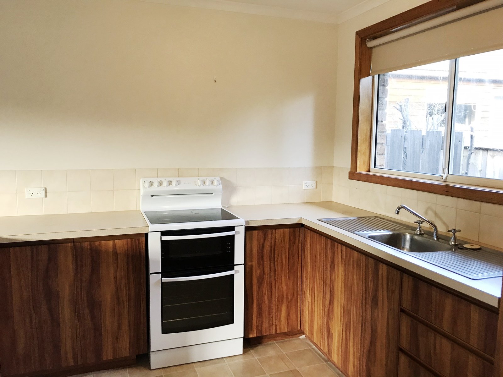 1/35 Cuthbertson Place LENAH VALLEY 2