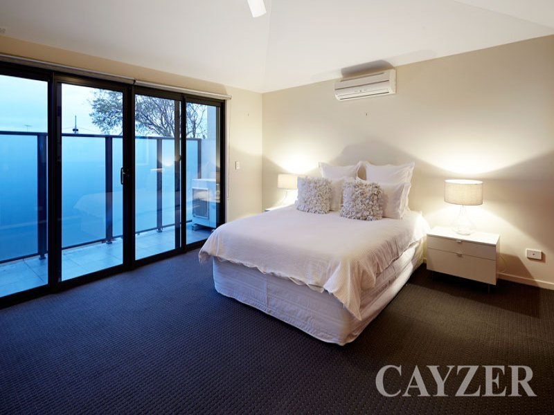 Gallery: 135 Danks Street