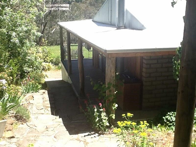 135 Elliott Way TUMBARUMBA 2