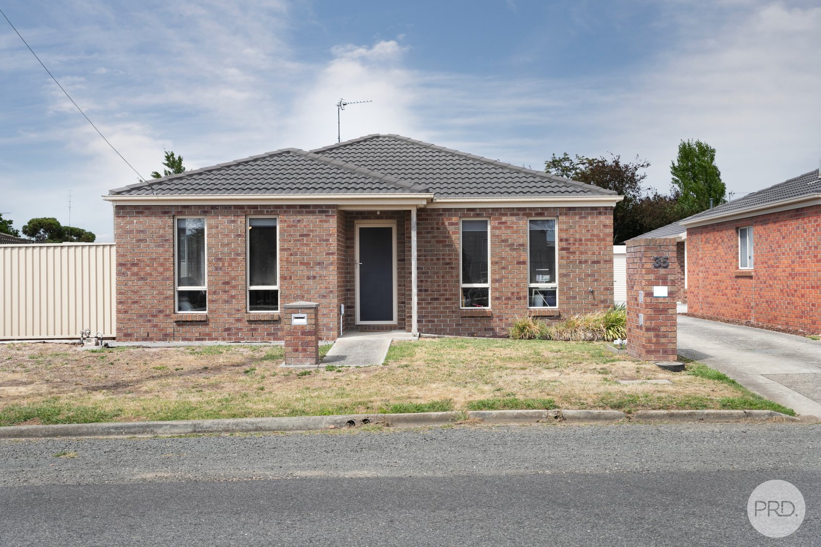 1/35 Foster Street REDAN 1